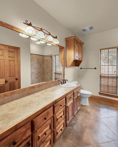 1609 Southern View Lorena TX 76655