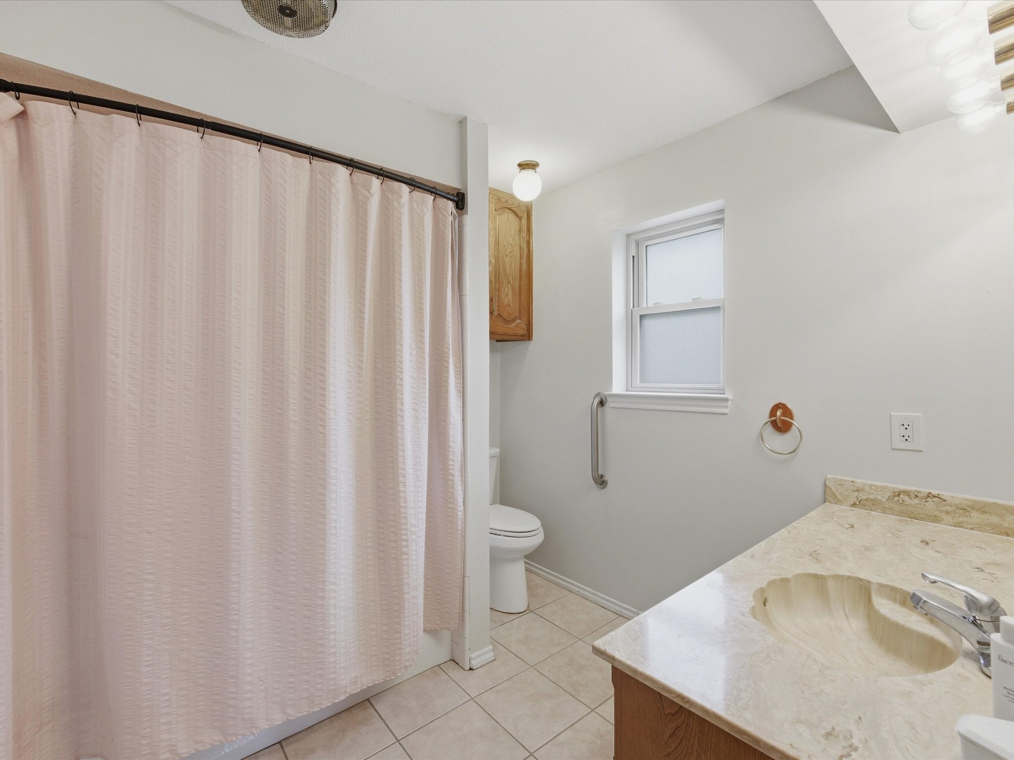 2801 Meadow Creek Bedford TX 76021