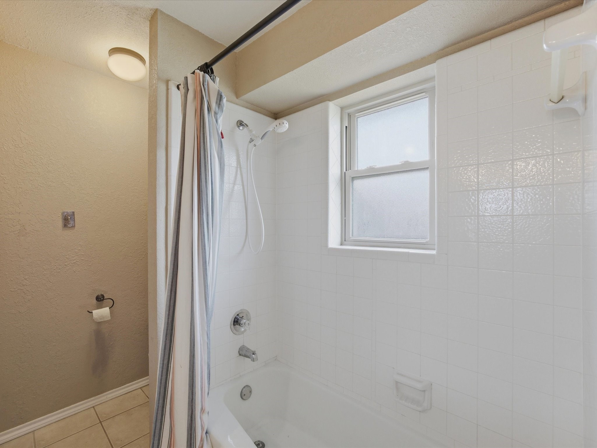 2801 Meadow Creek Bedford TX 76021