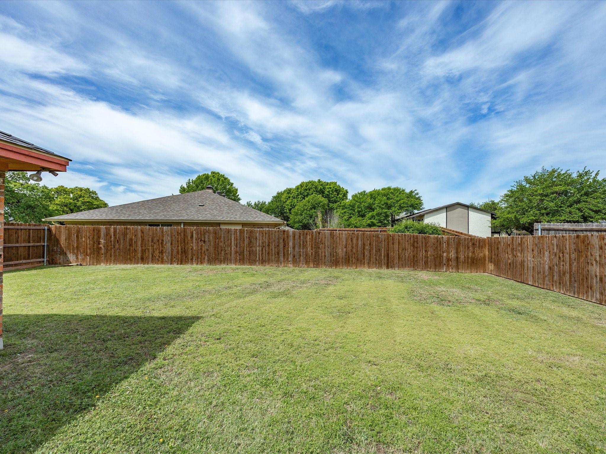 2801 Meadow Creek Bedford TX 76021