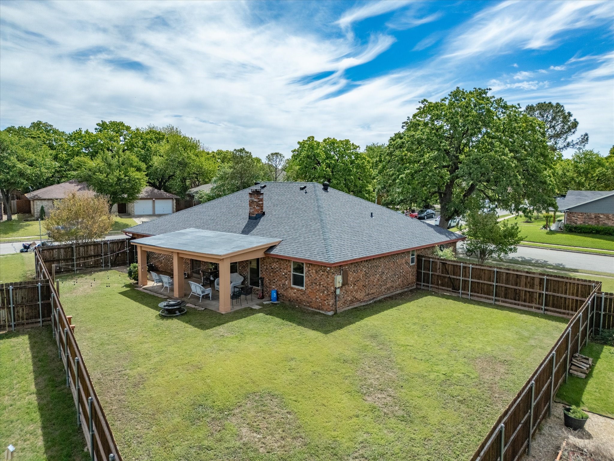 2801 Meadow Creek Bedford TX 76021