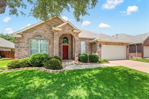 103 Deer Court Mansfield TX 76063