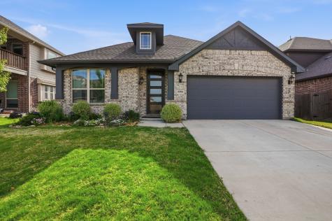 10004 White Pine Drive Fort Worth TX 76131