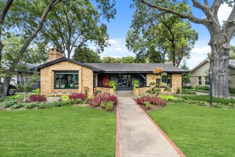 827 W Greenbriar Lane Dallas TX 75208