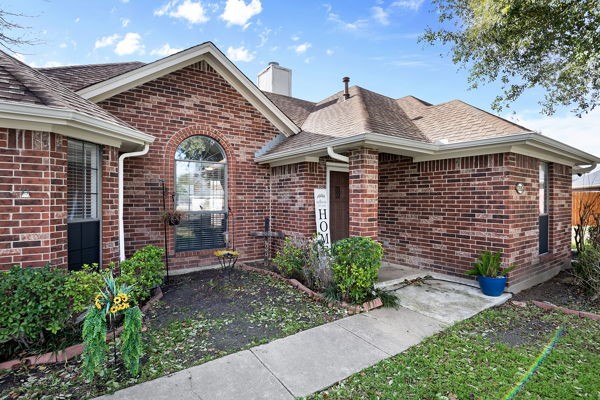 215 Rolling Ridge Court Crandall TX 75114