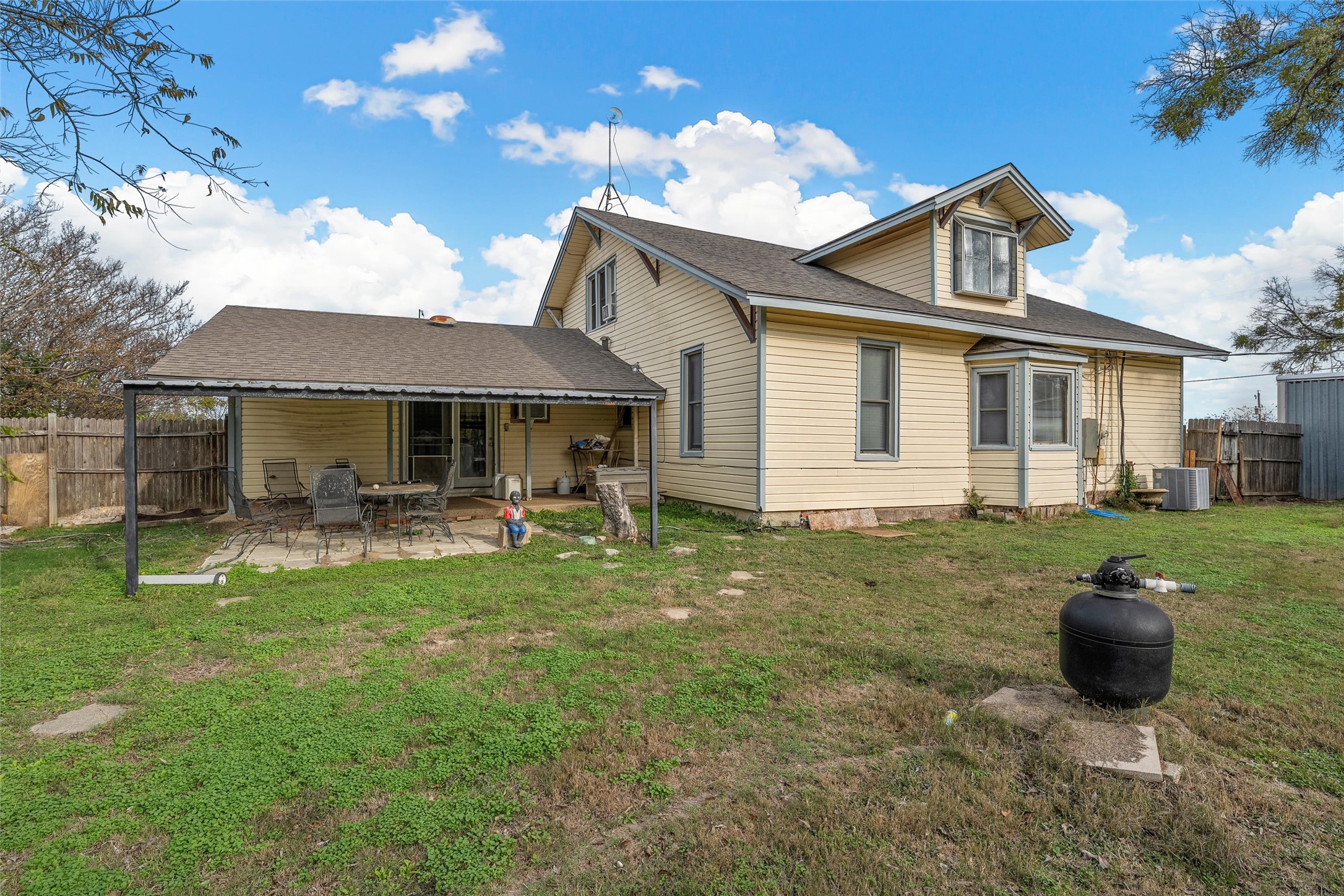 306 S Cleveland Meridian TX 76665