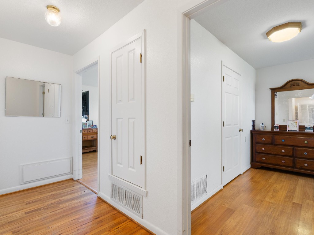 1006 County Road 2475 Alvord TX 76225