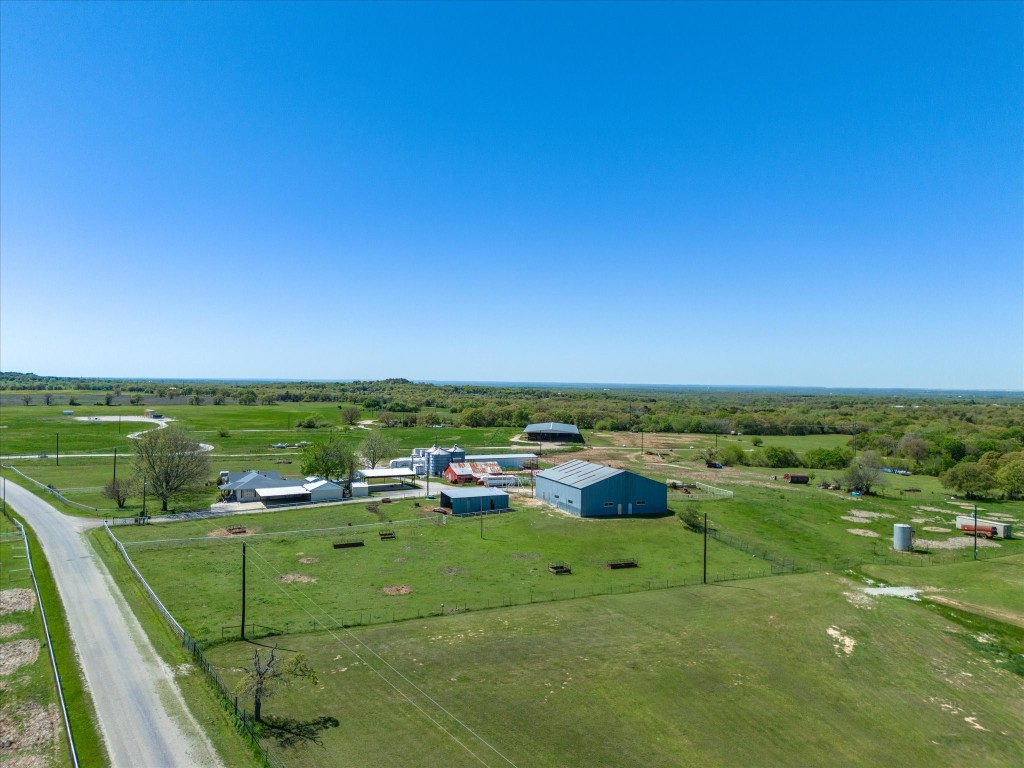 1006 County Road 2475 Alvord TX 76225