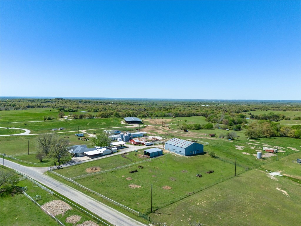 1006 County Road 2475 Alvord TX 76225