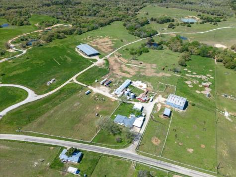 1006 County Road 2475 Alvord TX 76225