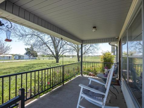 1006 County Road 2475 Alvord TX 76225