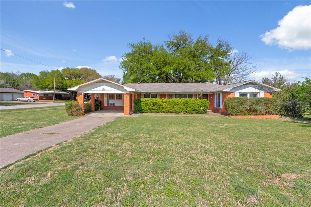 905 N Old Robinson Road Robinson TX 76706