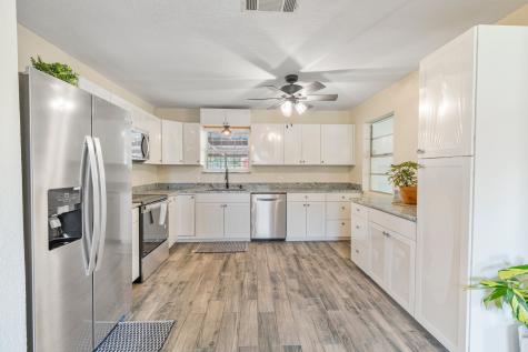 4010 Quail Ridge Court Granbury TX 76049