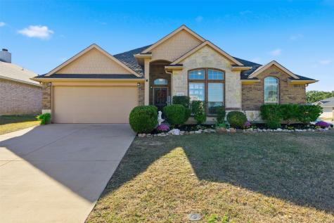 1721 La Caya Drive Mansfield TX 76063