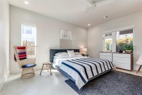 1006 Mcbroom Street Dallas TX 75212