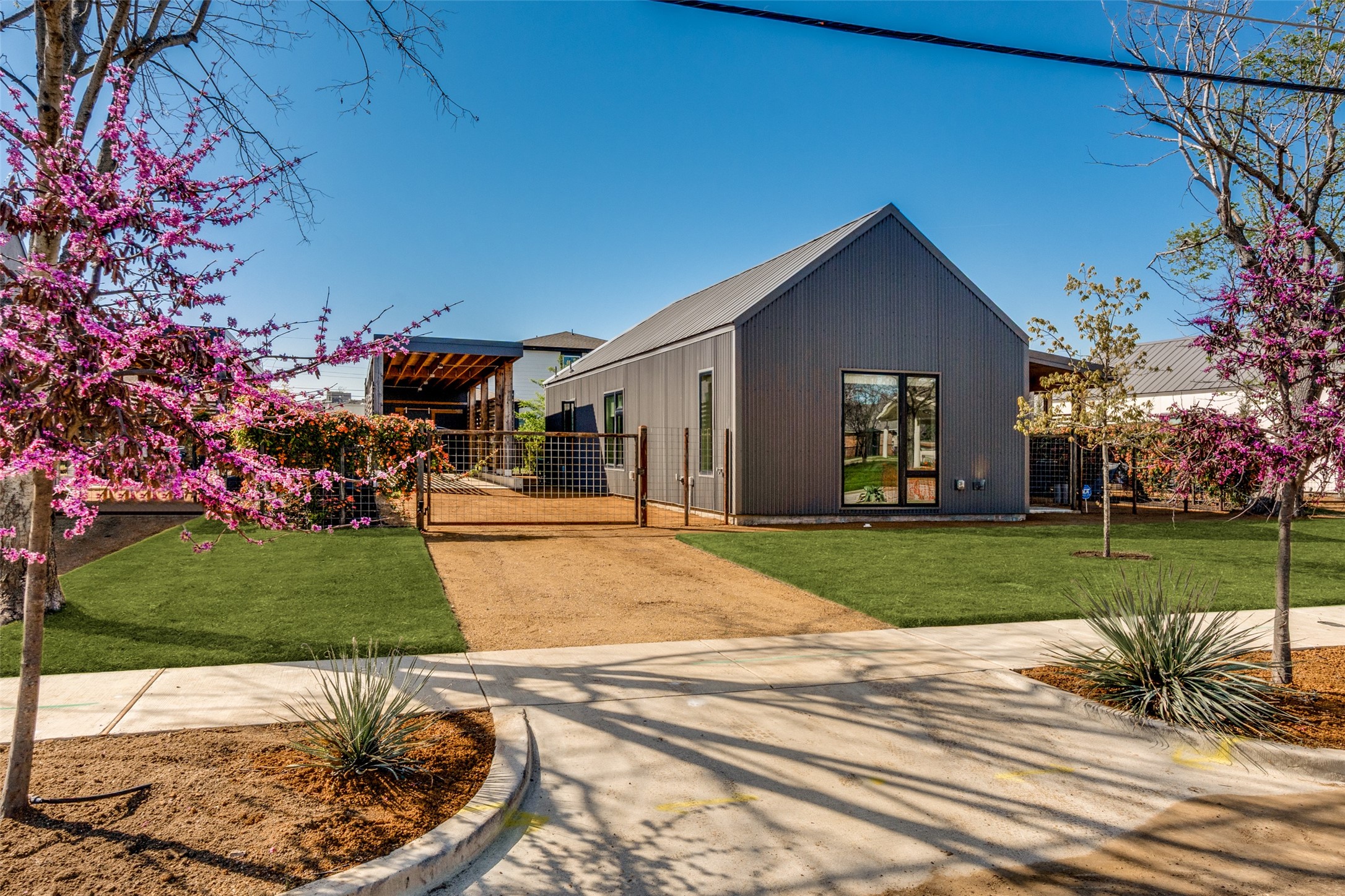 1006 Mcbroom Street Dallas TX 75212