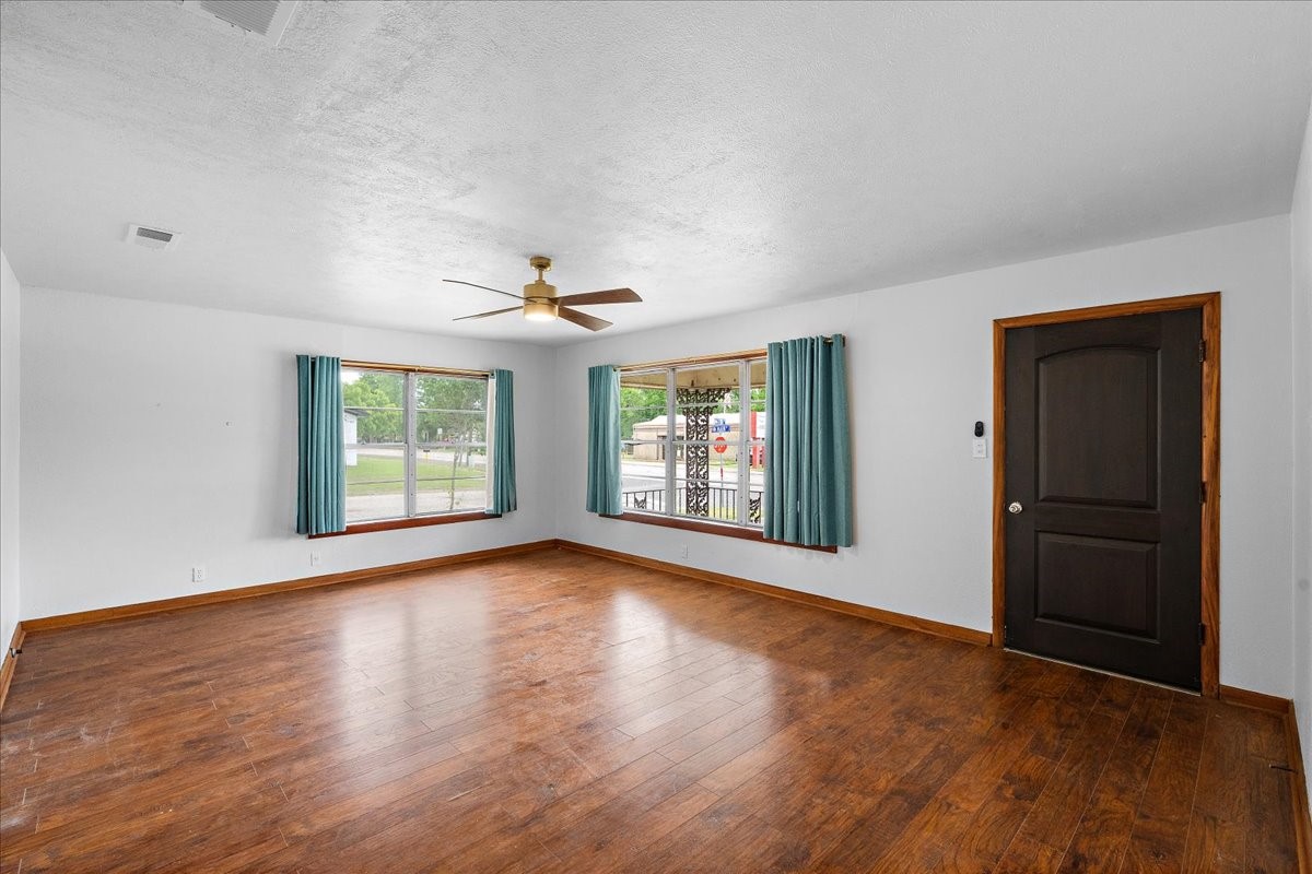 721 Main Street Teague TX 75860