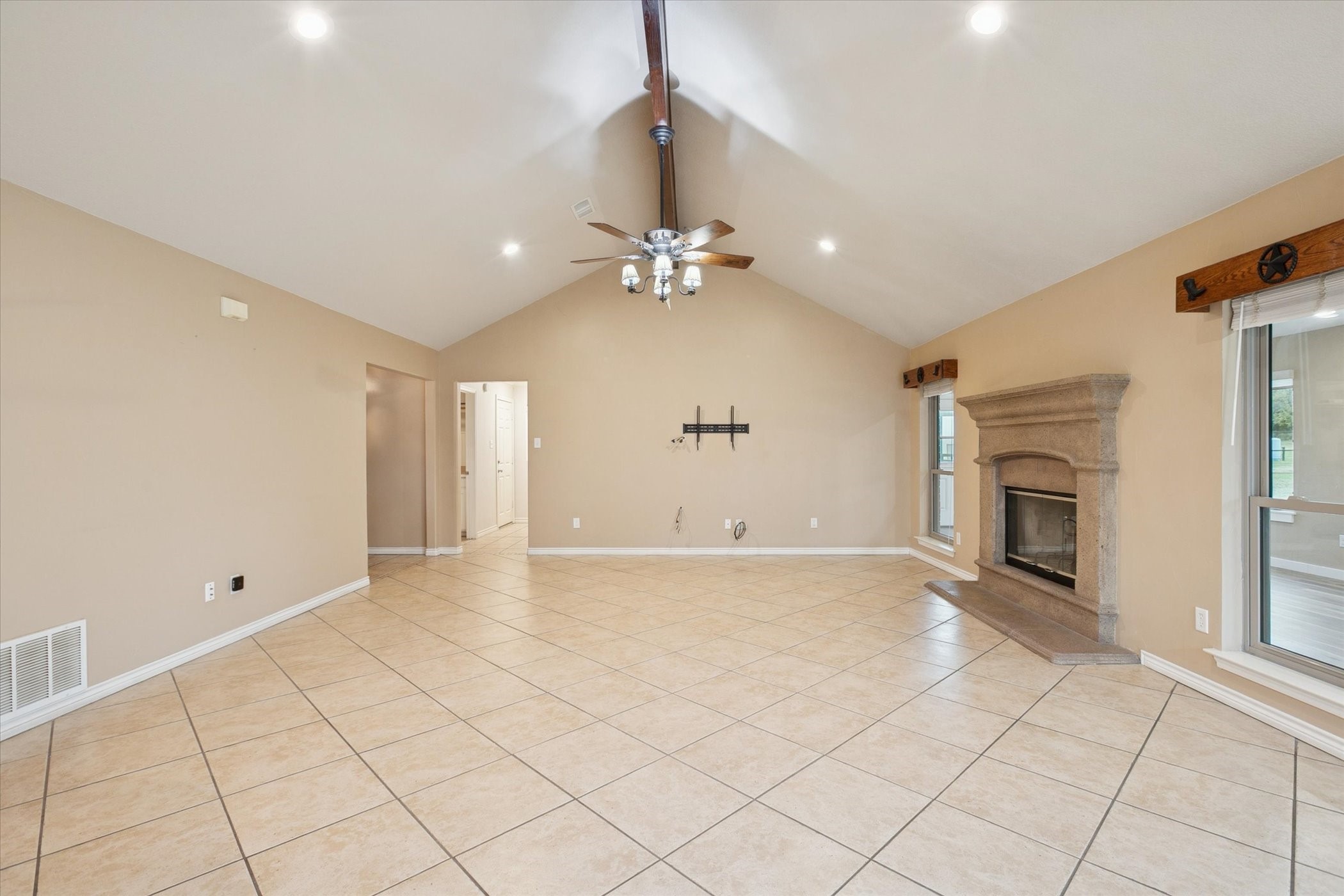 548 Highland Road Springtown TX 76082
