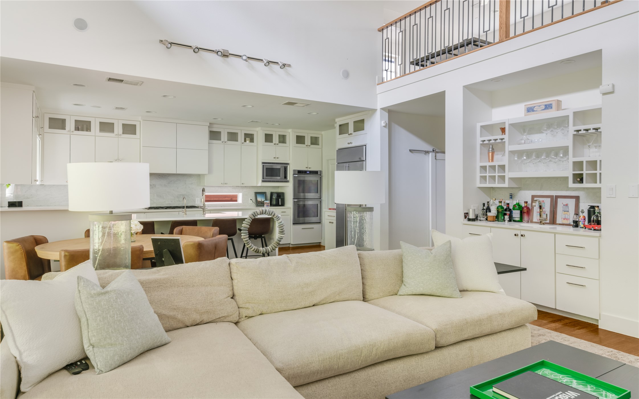 3811 Valley Ridge Road Dallas TX 75220