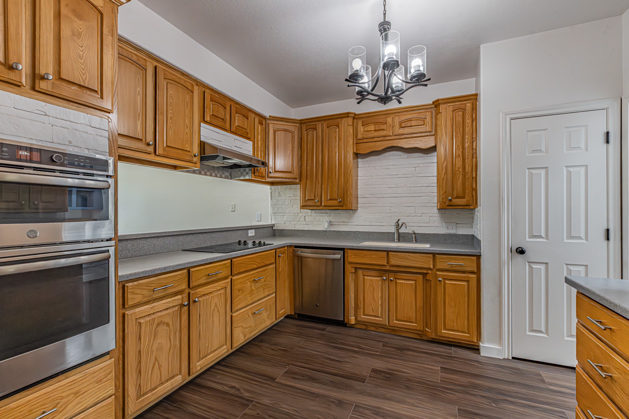 204 S Spring Branch Trail Springtown TX 76082