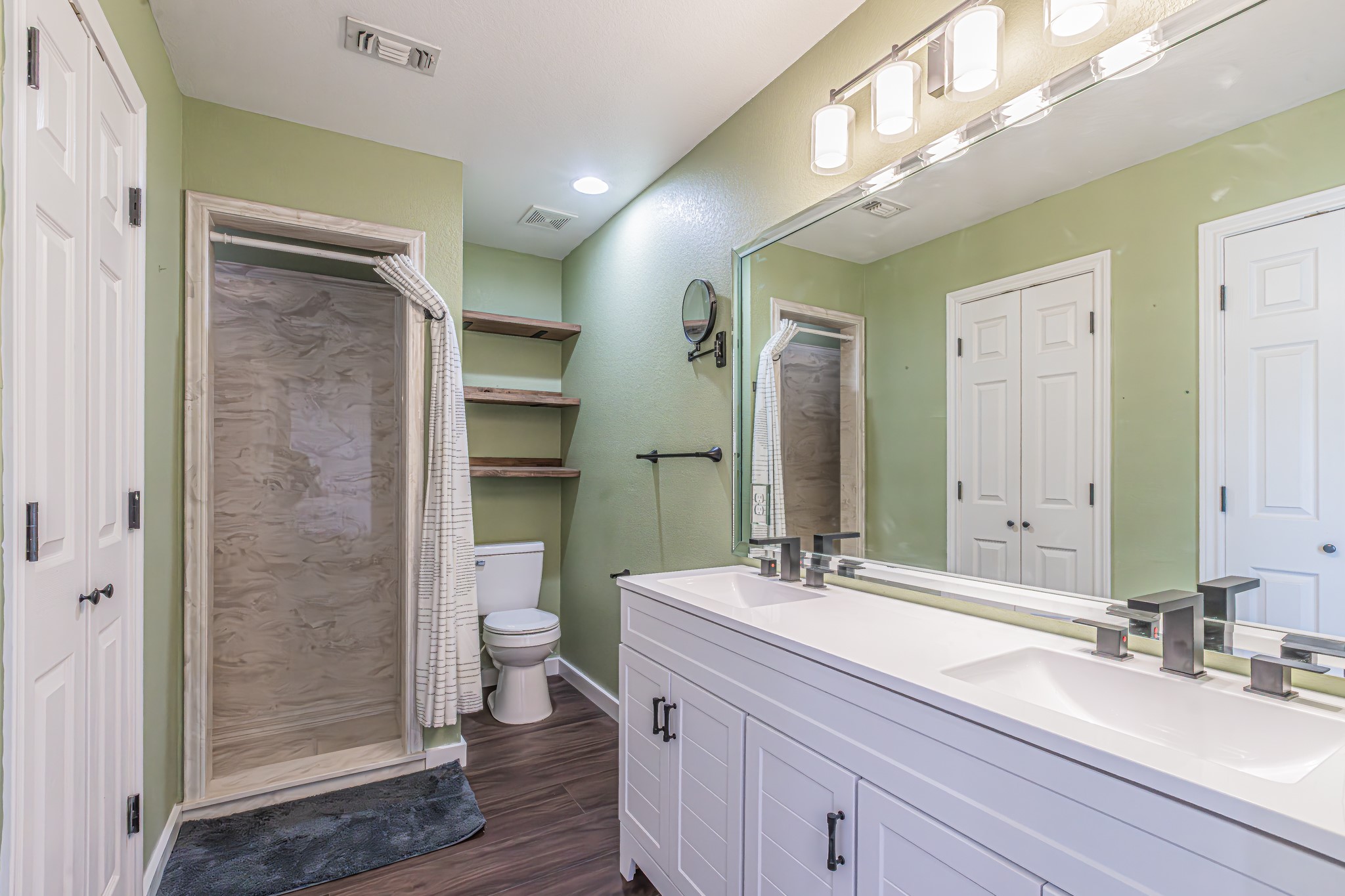 204 S Spring Branch Trail Springtown TX 76082