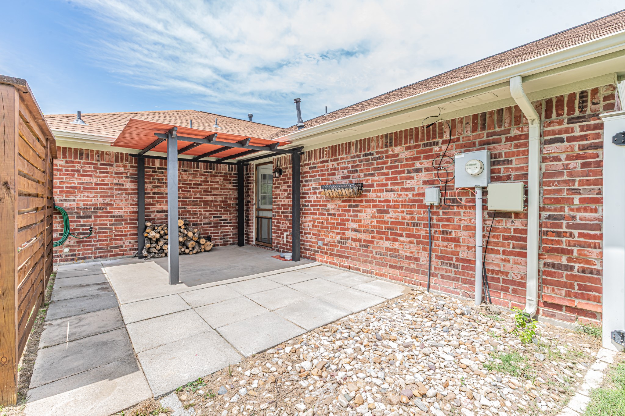 204 S Spring Branch Trail Springtown TX 76082