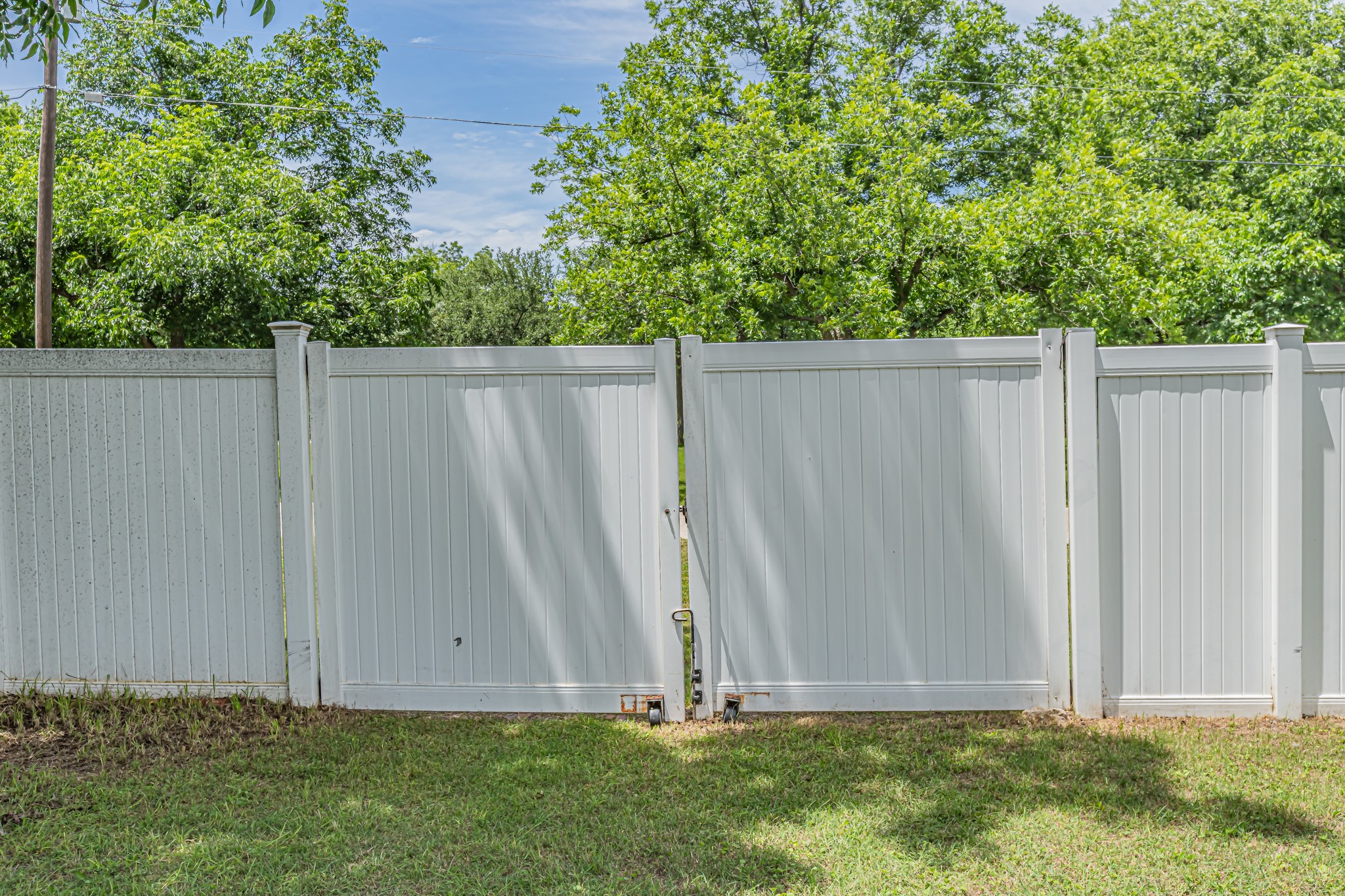 204 S Spring Branch Trail Springtown TX 76082