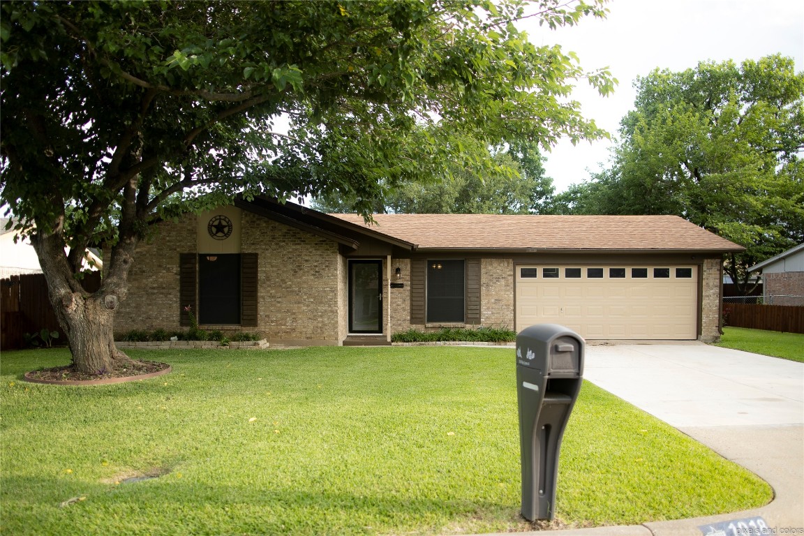 1018 Kay Lynn Street Mansfield TX 76063