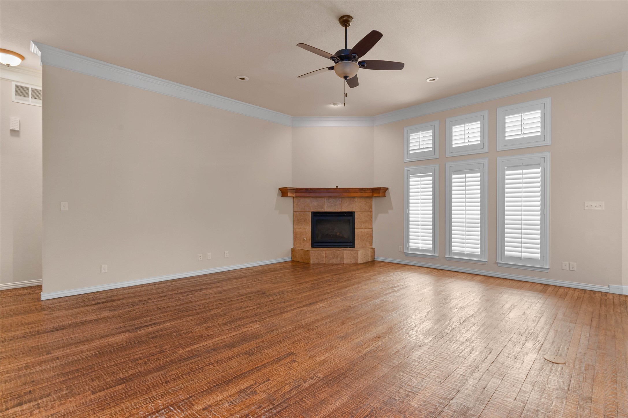 111 Red Oak Drive Krugerville TX 76227