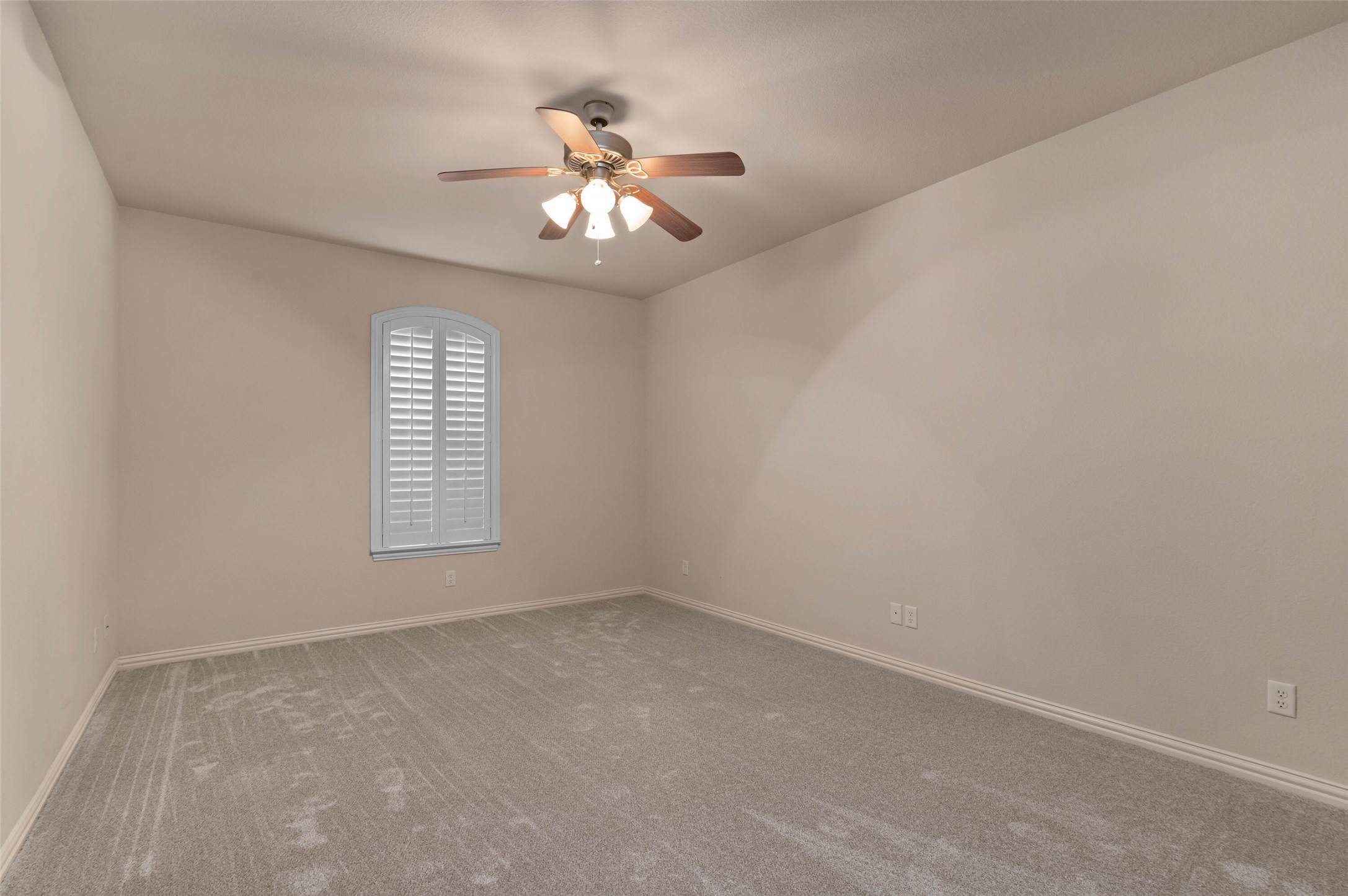 111 Red Oak Drive Krugerville TX 76227