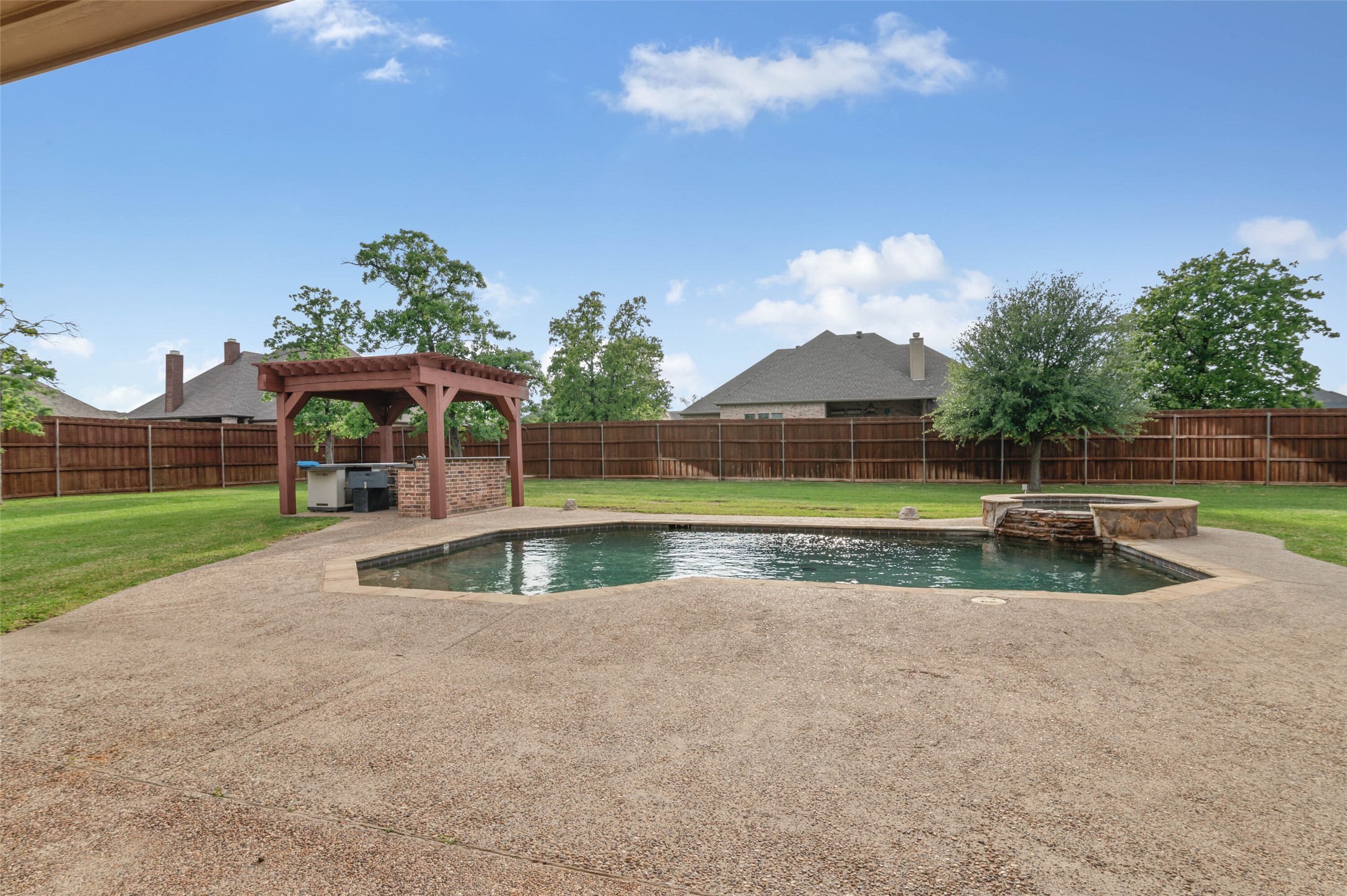 111 Red Oak Drive Krugerville TX 76227