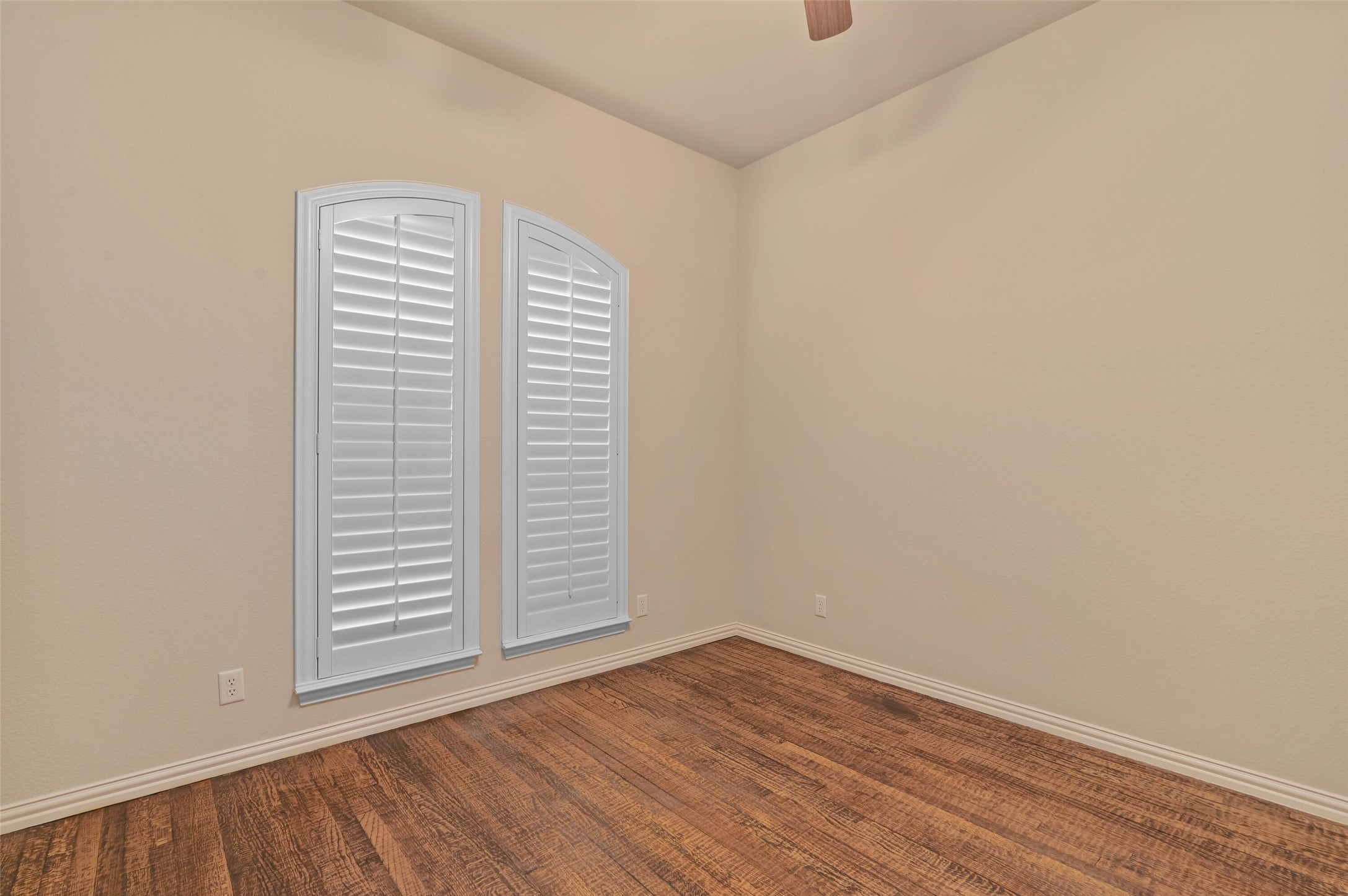 111 Red Oak Drive Krugerville TX 76227