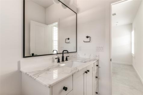5907 Penrose Avenue Dallas TX 75206