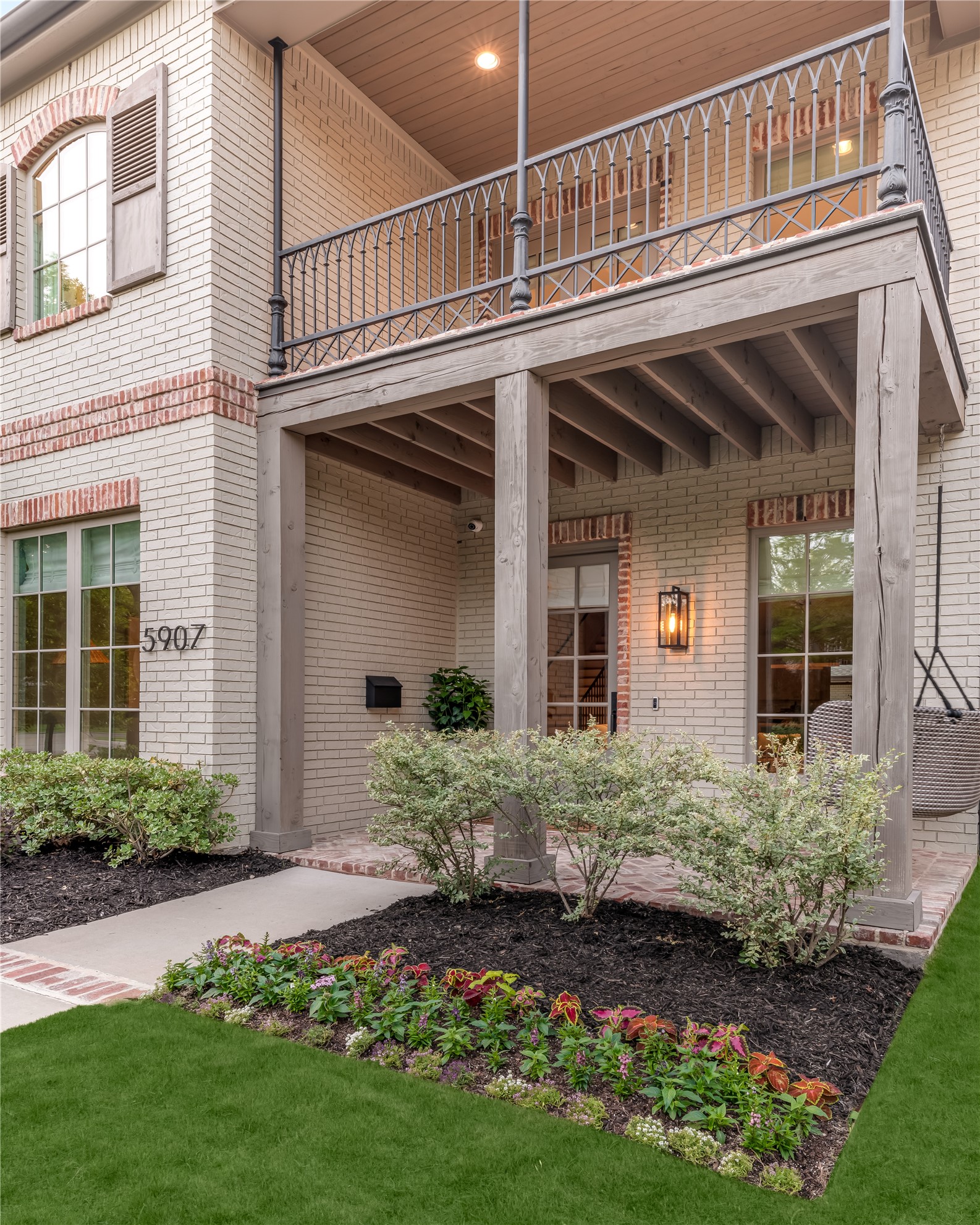 5907 Penrose Avenue Dallas TX 75206