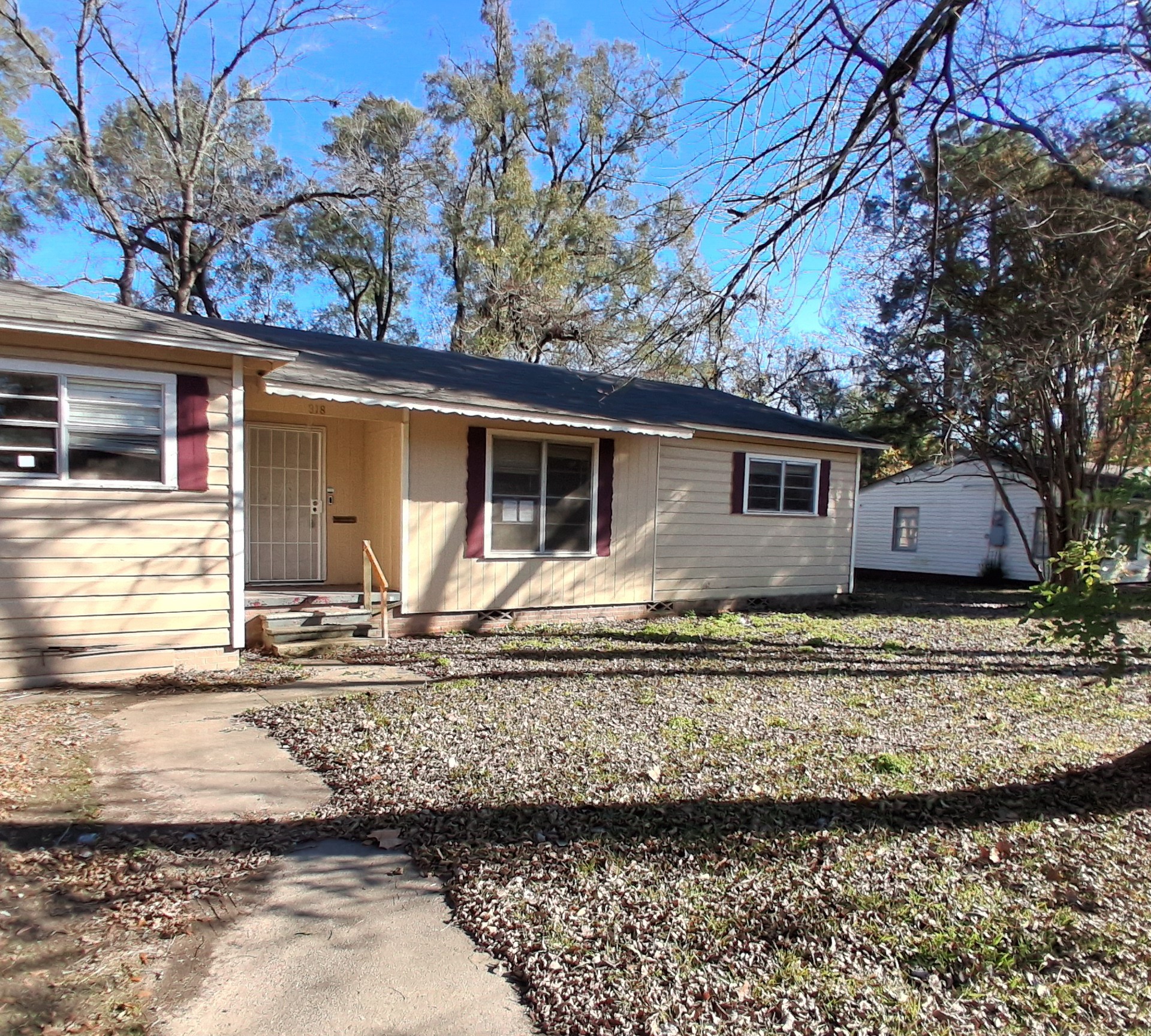 318 N Frost Street New Boston TX 75570