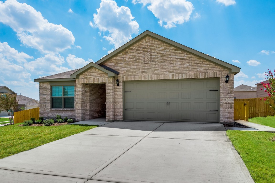 13514 Roosevelt Arch Drive Ponder TX 76259