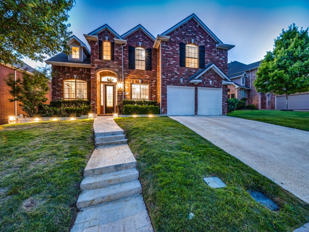 1422 Gardenia Street Irving TX 75063