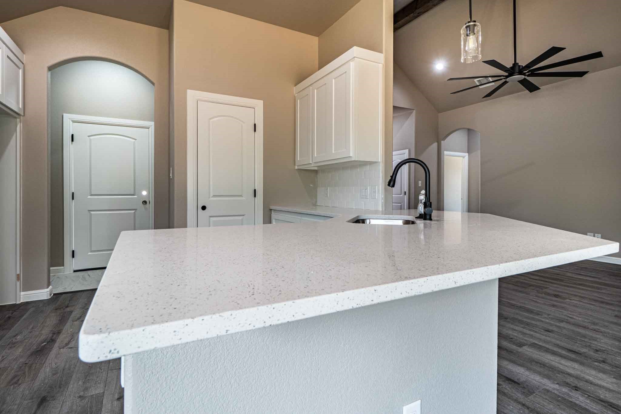 916 Mojave Trail Granbury TX 76048