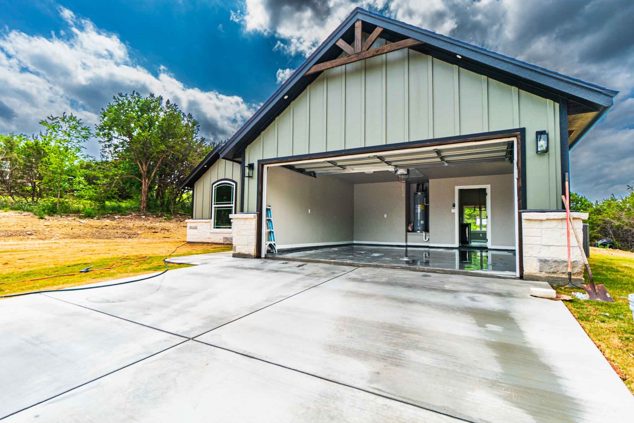 916 Mojave Trail Granbury TX 76048