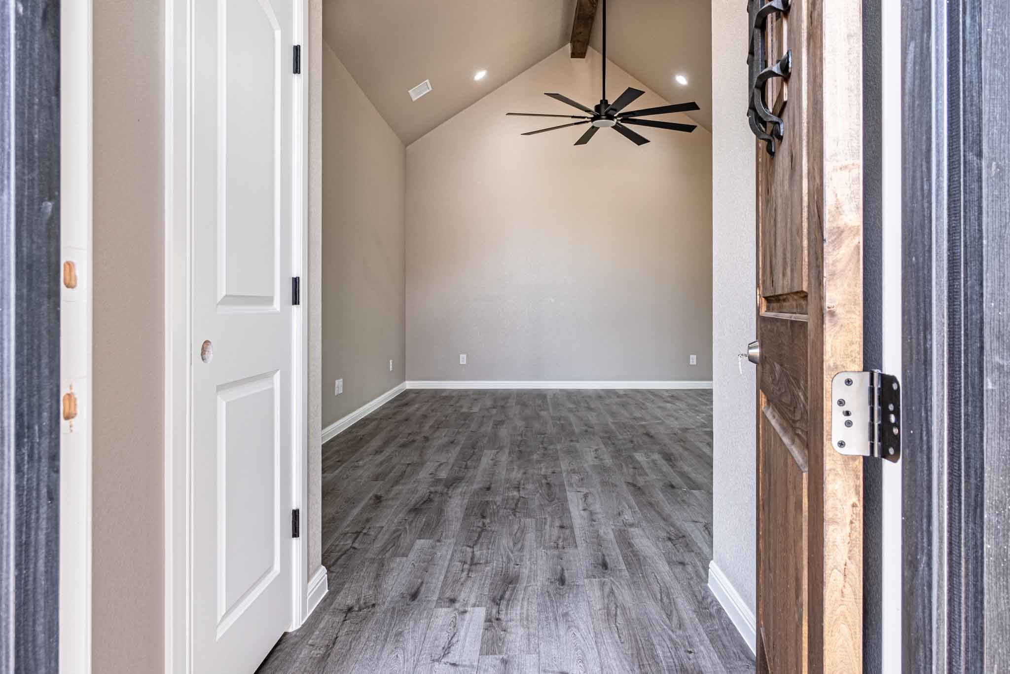 916 Mojave Trail Granbury TX 76048