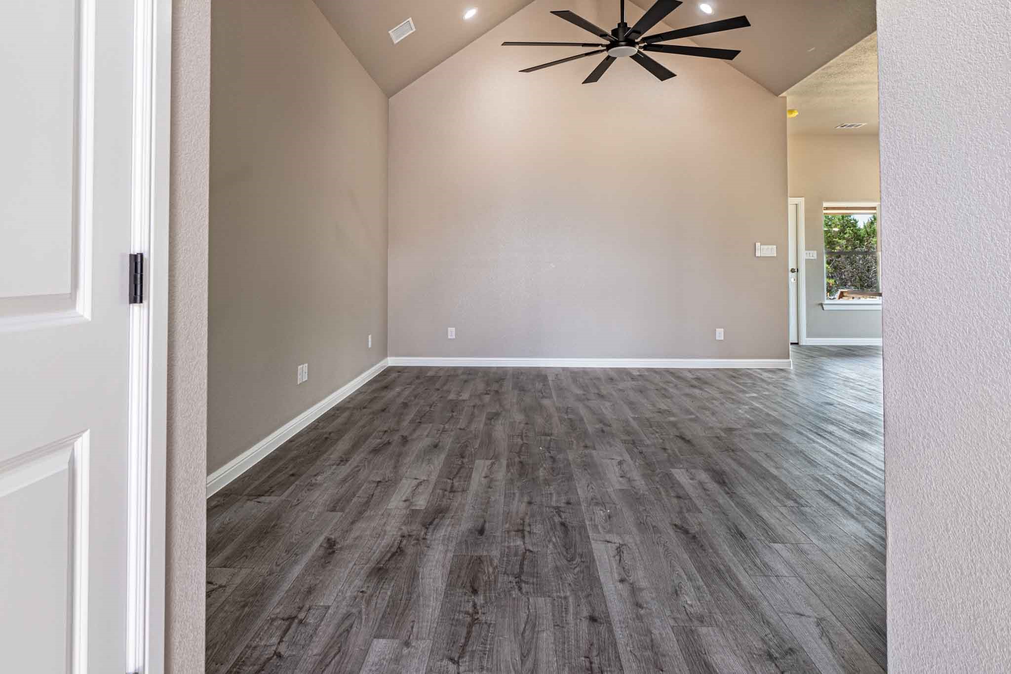 916 Mojave Trail Granbury TX 76048