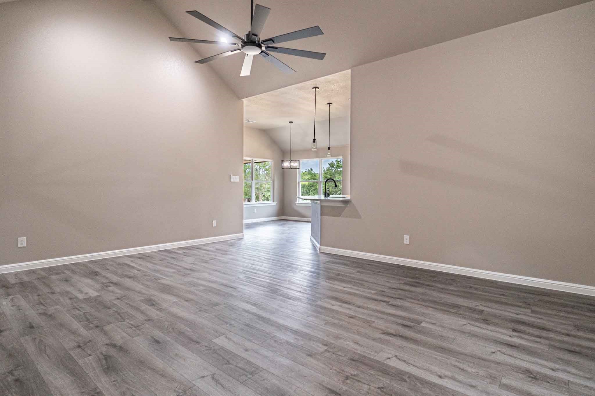916 Mojave Trail Granbury TX 76048