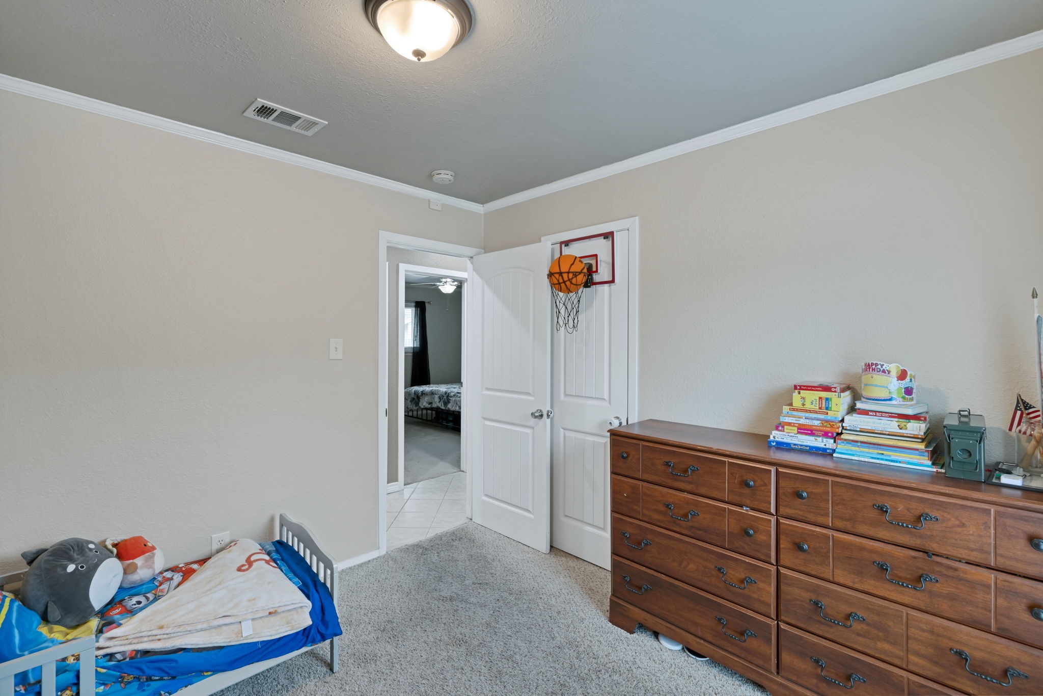 732 Hillside Drive Burleson TX 76028