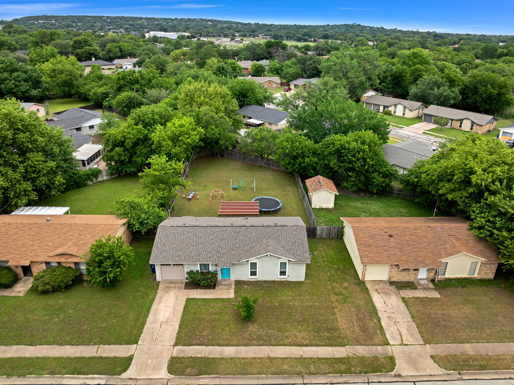 732 Hillside Drive Burleson TX 76028