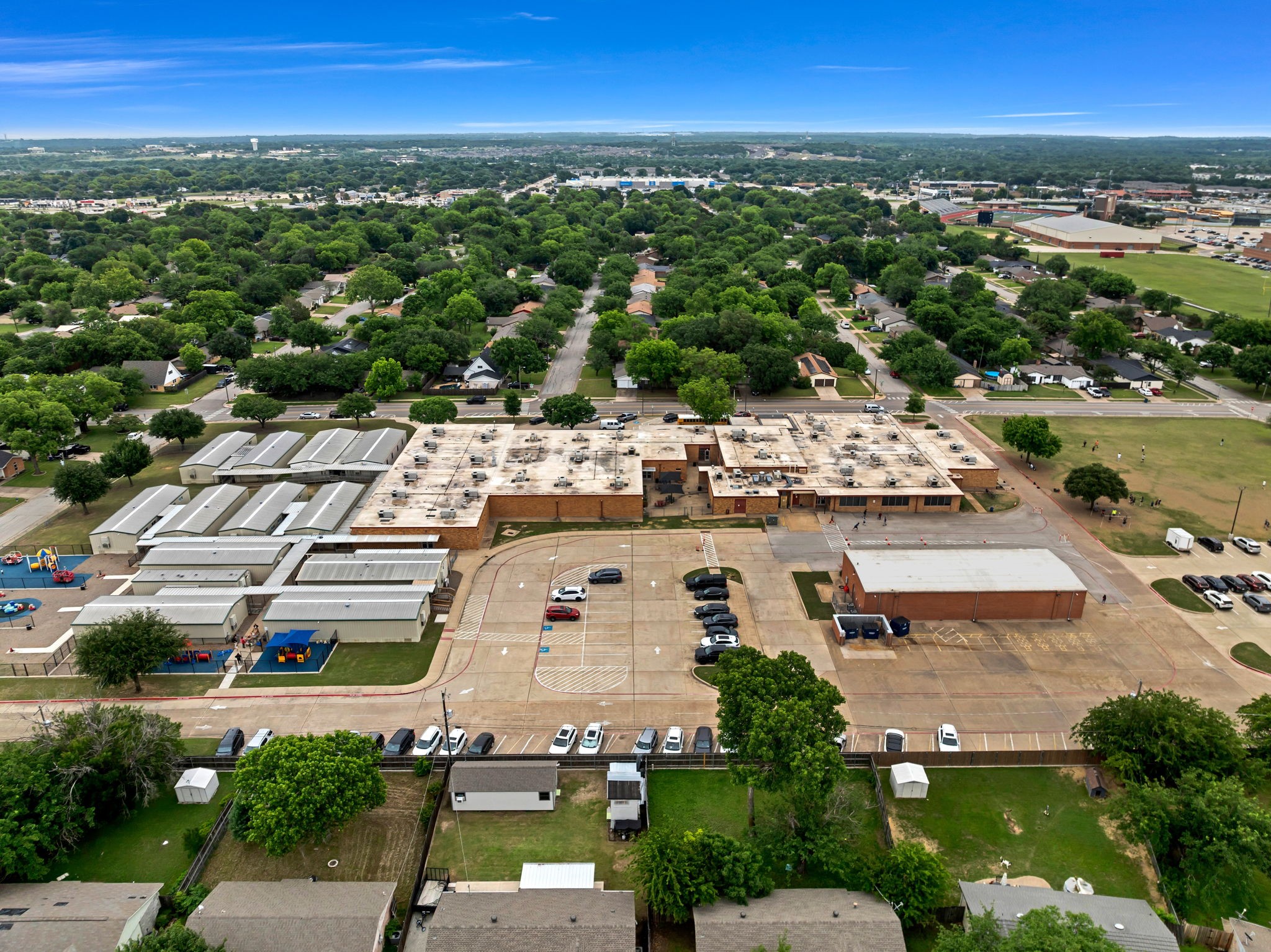 732 Hillside Drive Burleson TX 76028