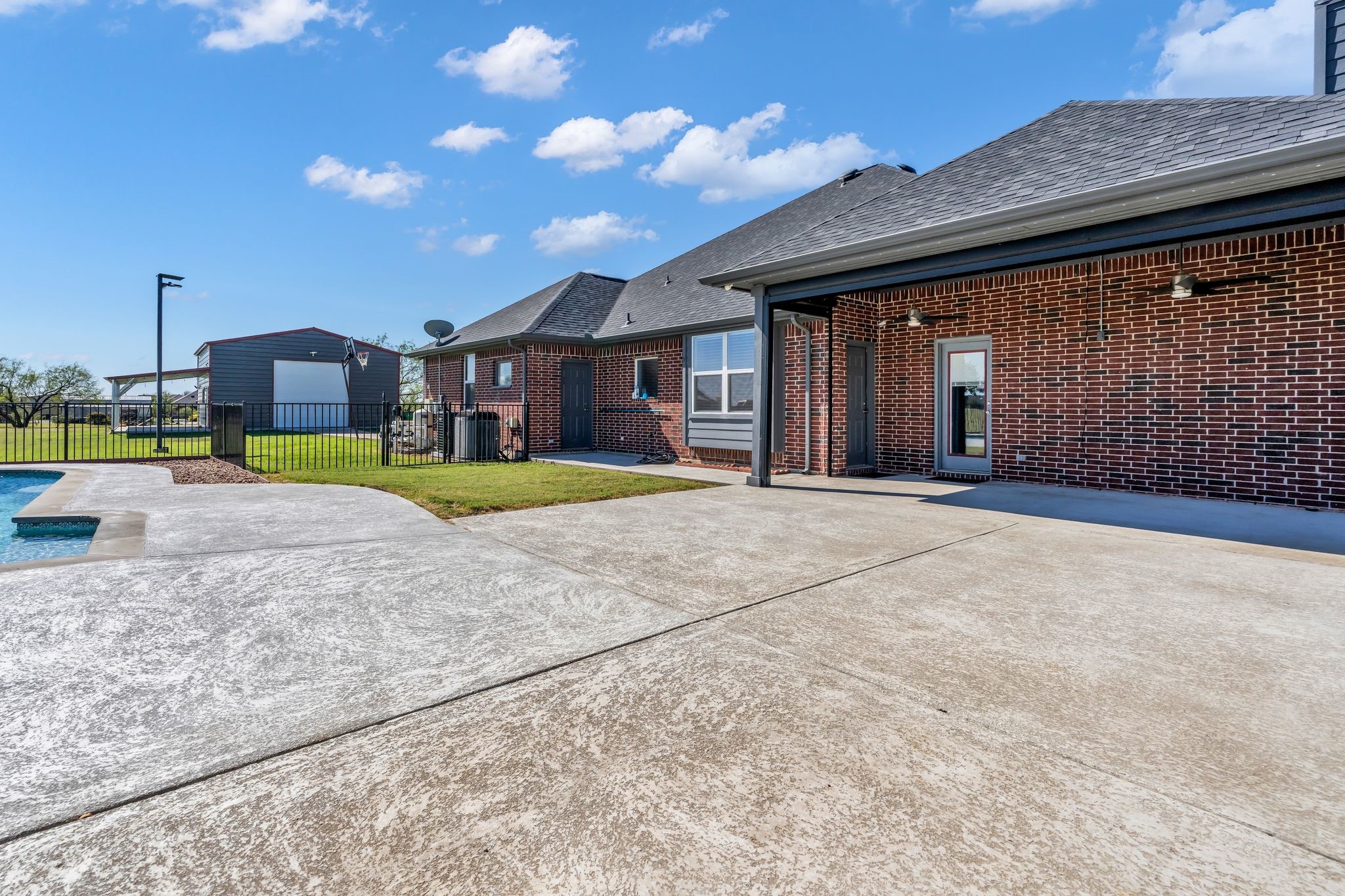 2320 Harvest Moon Lane Sanger TX 76266