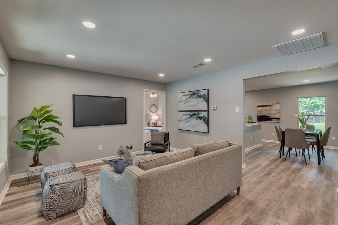 308 Poindexter Avenue Cleburne TX 76033