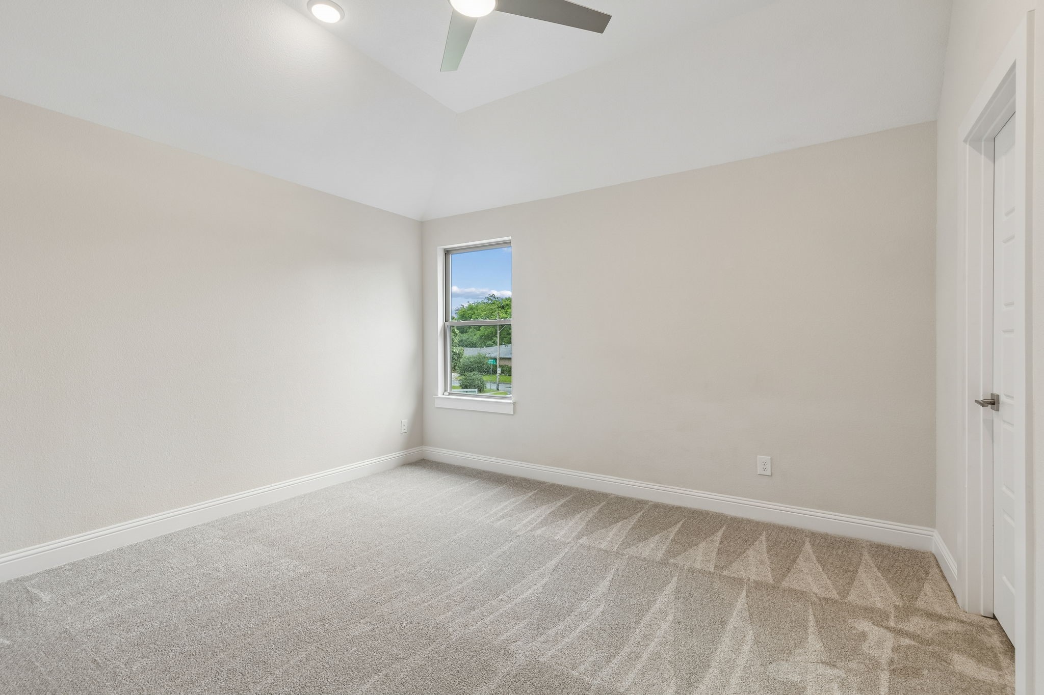 3534 Ingleside Drive Dallas TX 75229