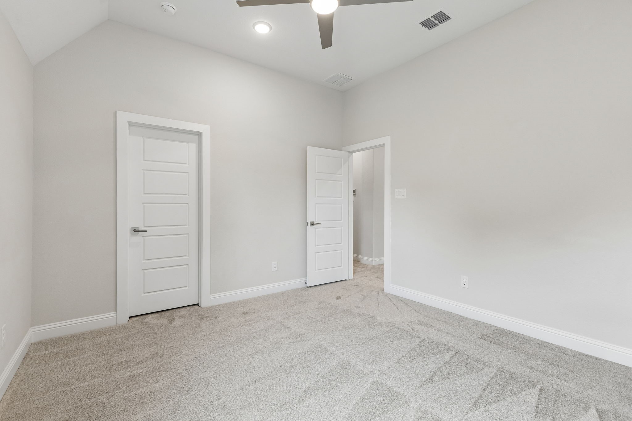 3534 Ingleside Drive Dallas TX 75229