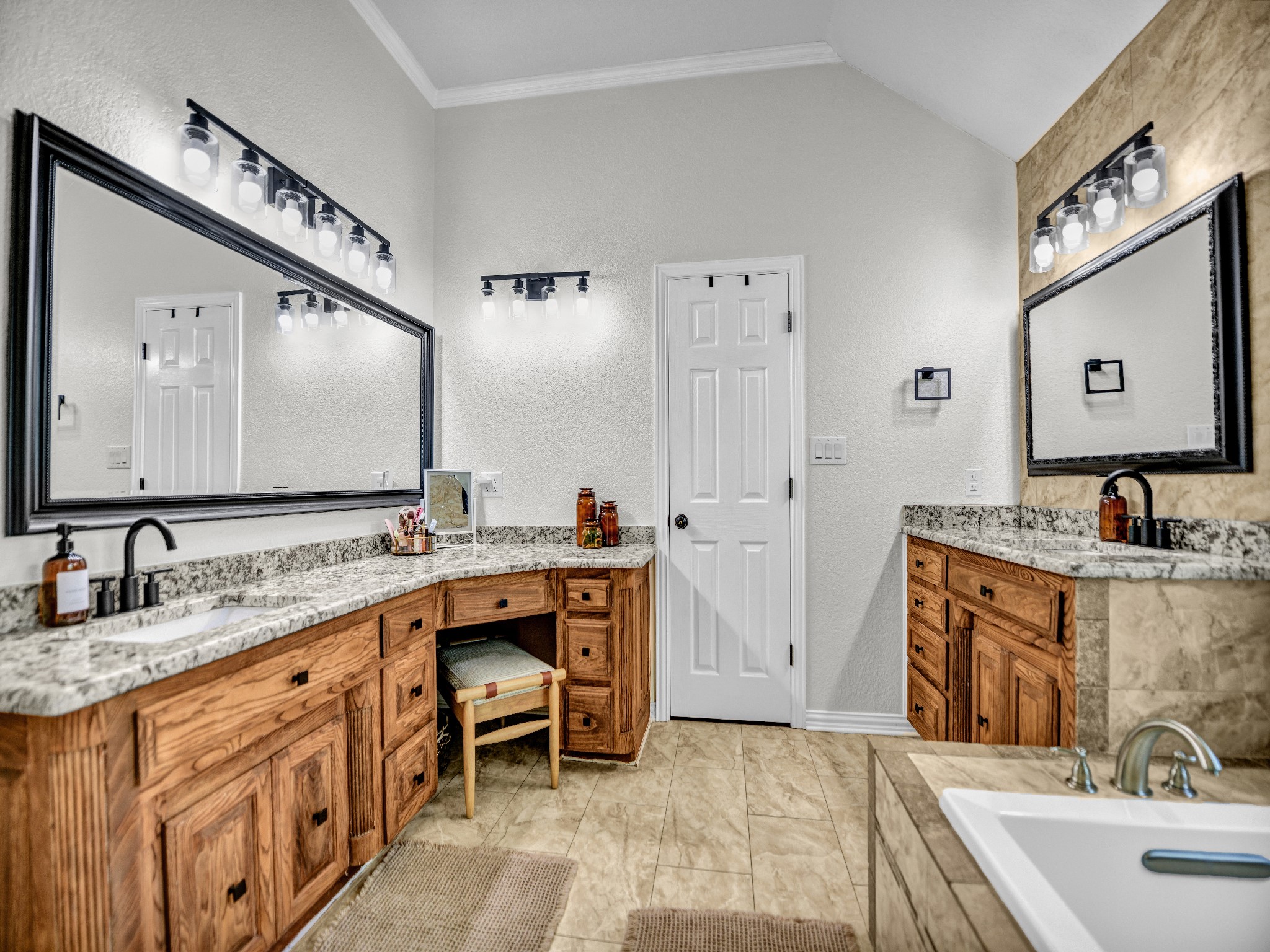 148 Saddle Brook Drive Hudson Oaks TX 76087